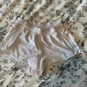 Lululemon Shorts, size 8